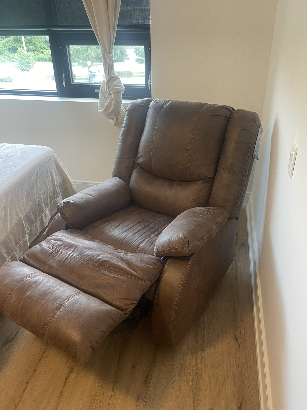 Recliner - photo 3