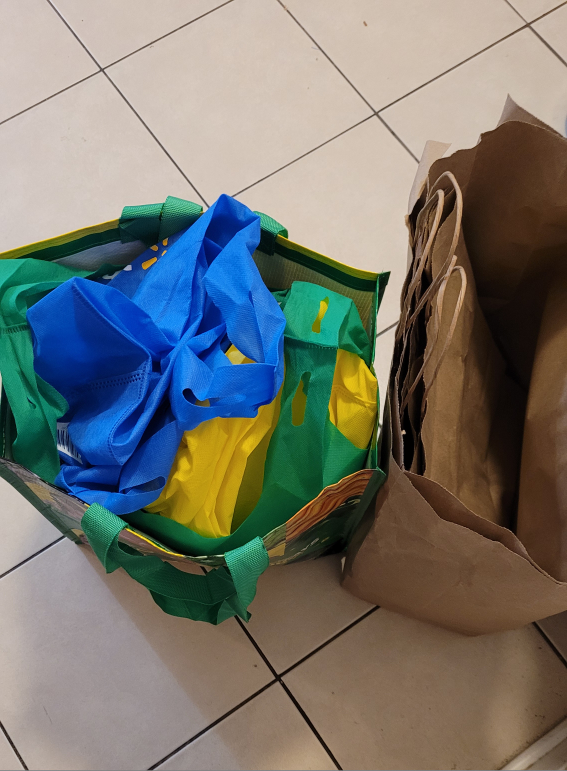 #Freecycle:  Reusable Grocery Bag - photo 2