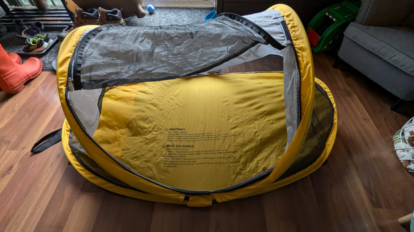KidCo Peapod travel bed - photo 2