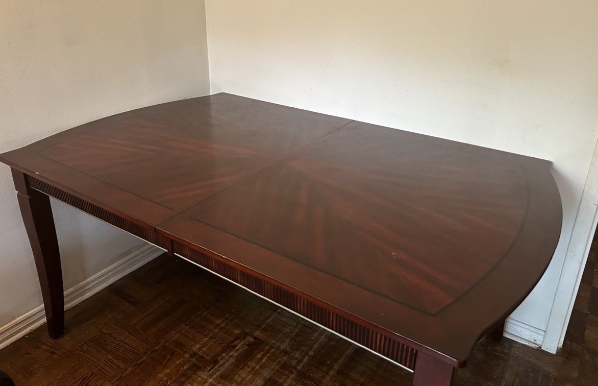 Extendable Dining Table