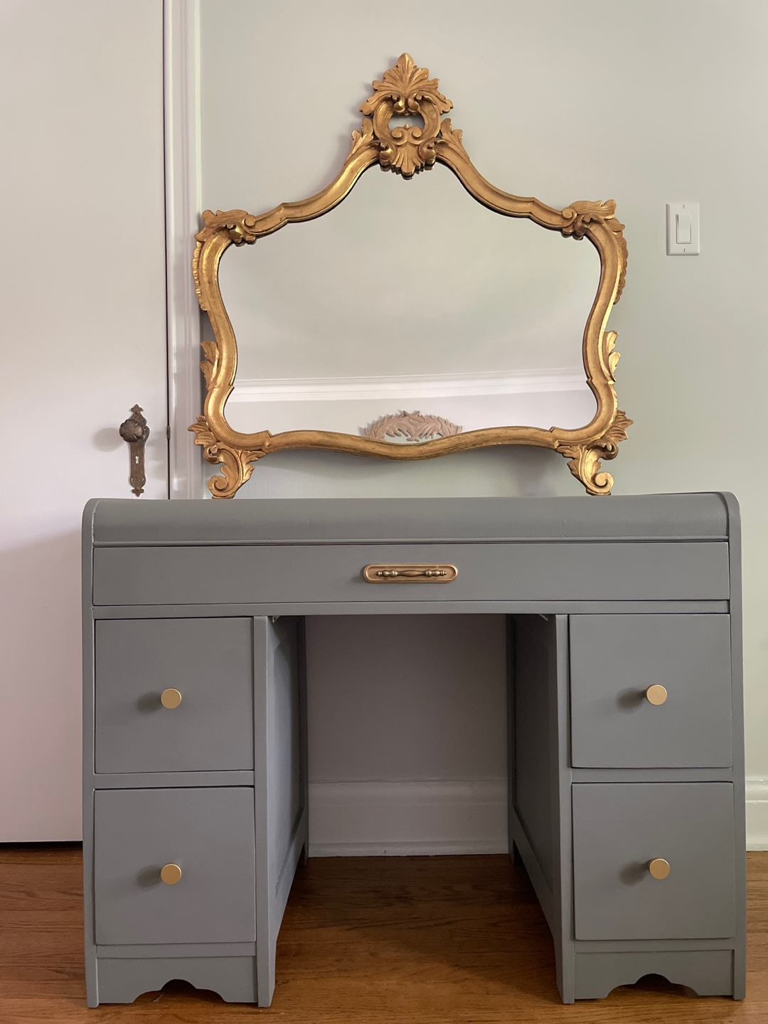 Vintage Vanity Desk - photo 2