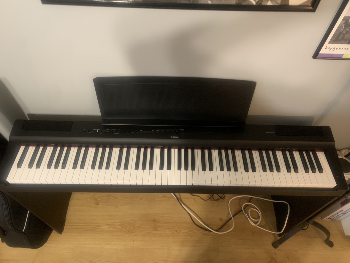 Yamaha P-125 Digital Piano & Stand - photo 4