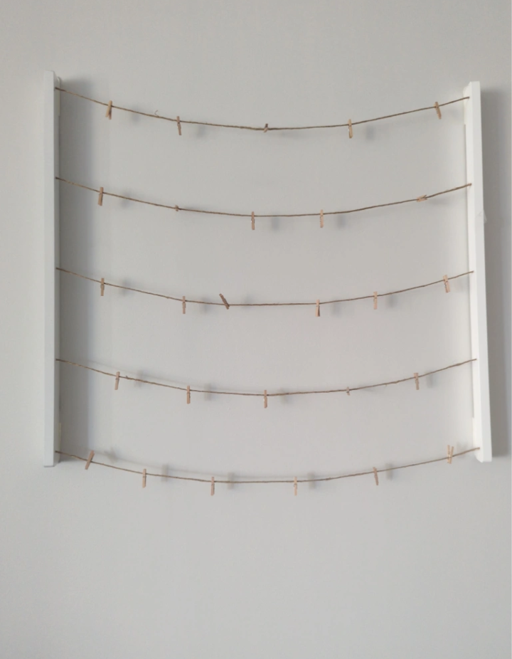 Umbra Clothespin Hanging Photo Display / Photo Frame - photo 3