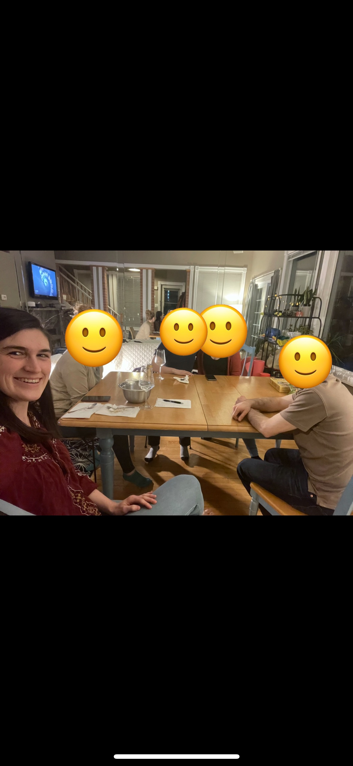 Wooden Extendable Table and 4 Matching Chairs - photo 2