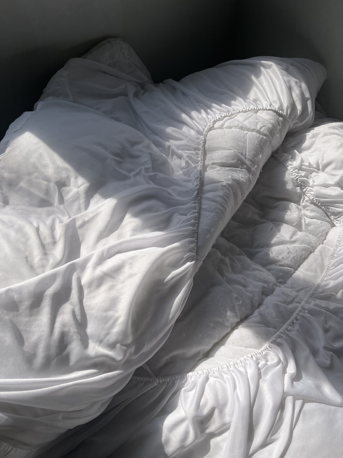 White twin Size Mattress cover /Topper thumbnail