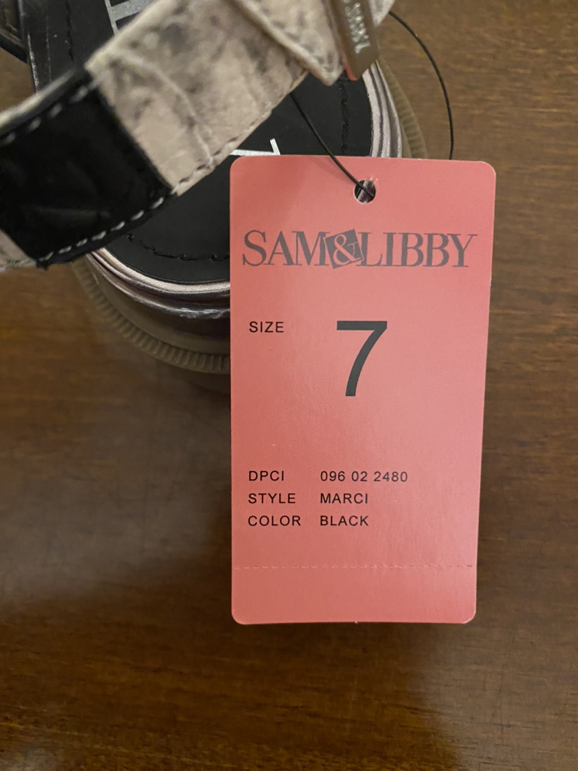 *BNWT* Sam and Libby Sandals sz 7 image indicator(5)