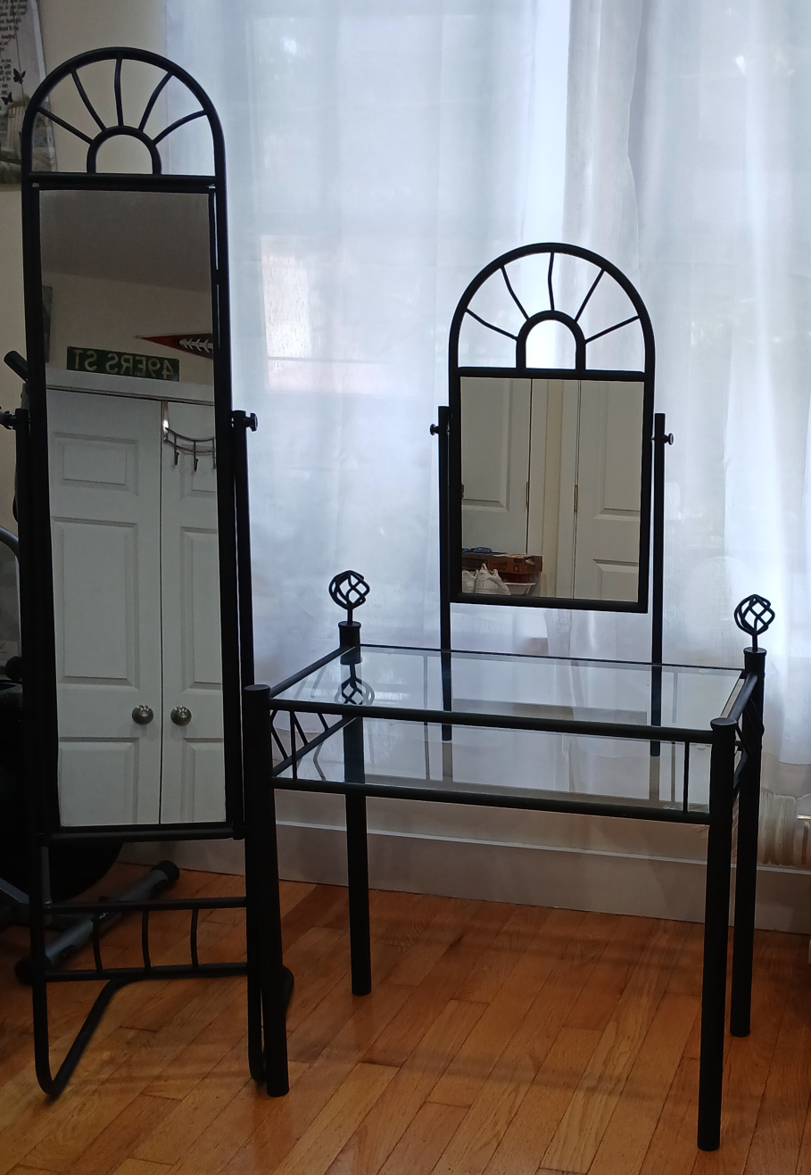 Black Metal Vanity Set with Mirror and Standing Tall Mirror
