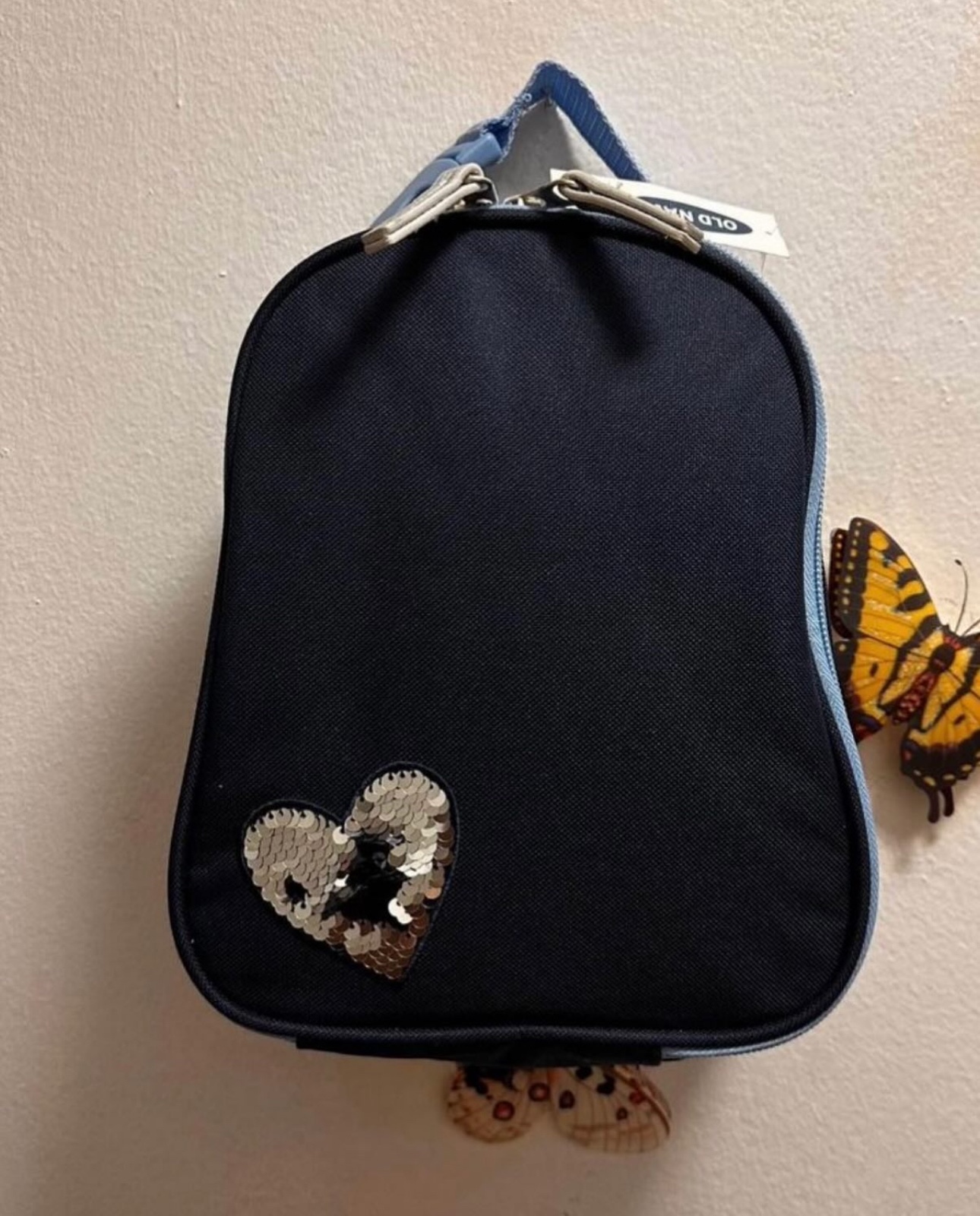 Lunch bag (Old navy) thumbnail