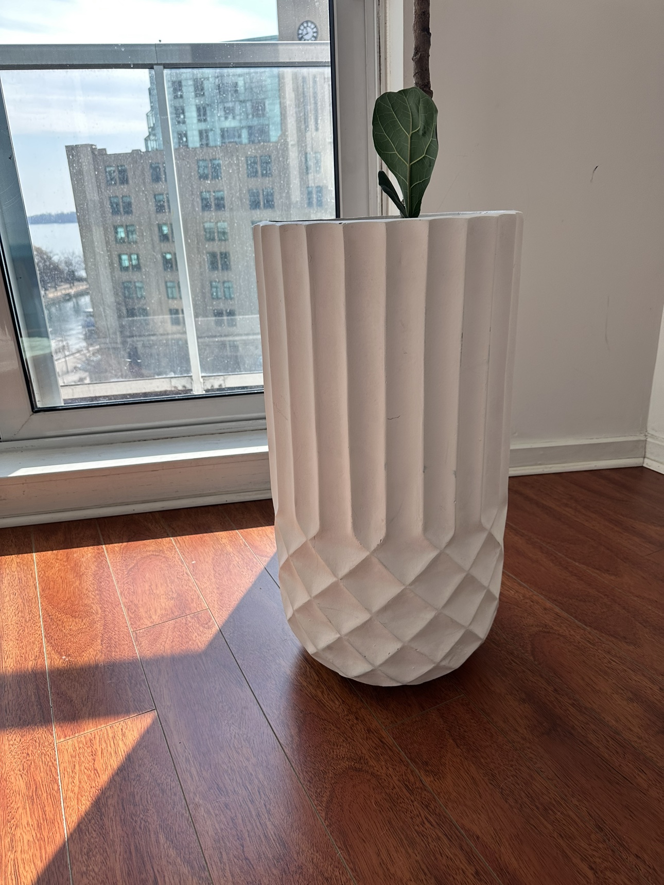 White 13" pot - photo 5