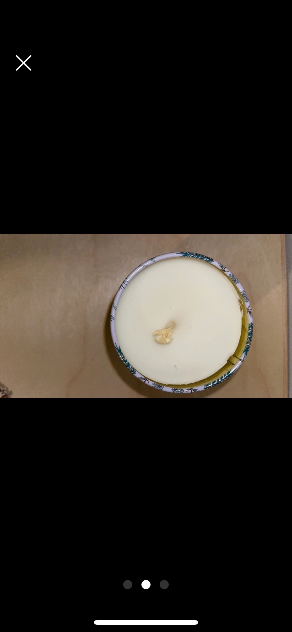 Illume Seasonal Balsam & Cedar Tin Candle image indicator(2)