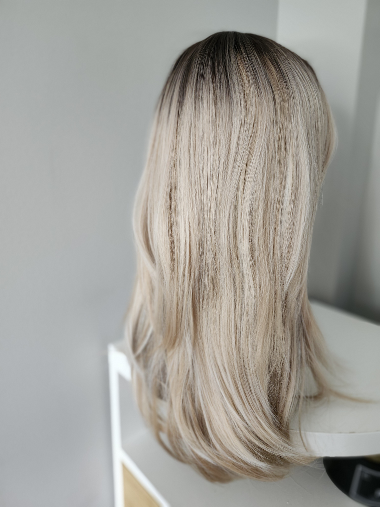 Blonde Layered Synthetic Wig - photo 4