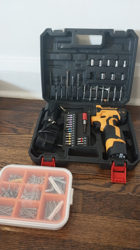 Cordless Drill Set thumbnail
