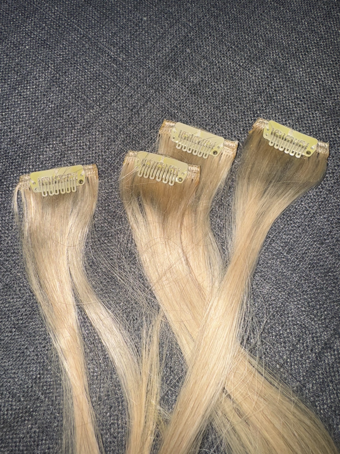 Raquel Welch 14” Hair Extensions image indicator(4)