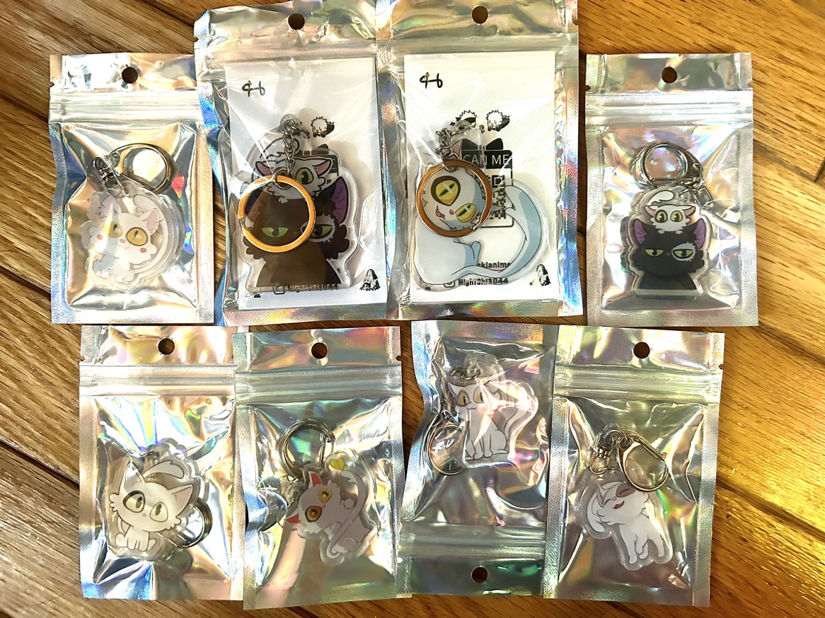 Suzume daijin the cat keychain