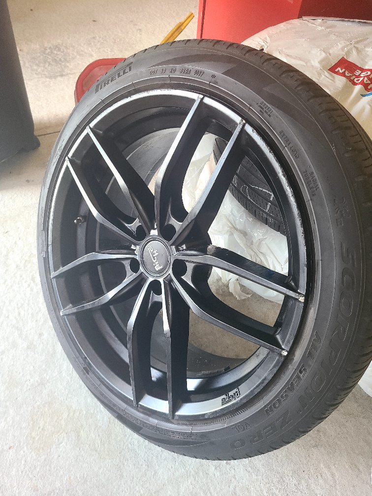 Niche M203 20" wheels ( range rover ) image indicator(3)