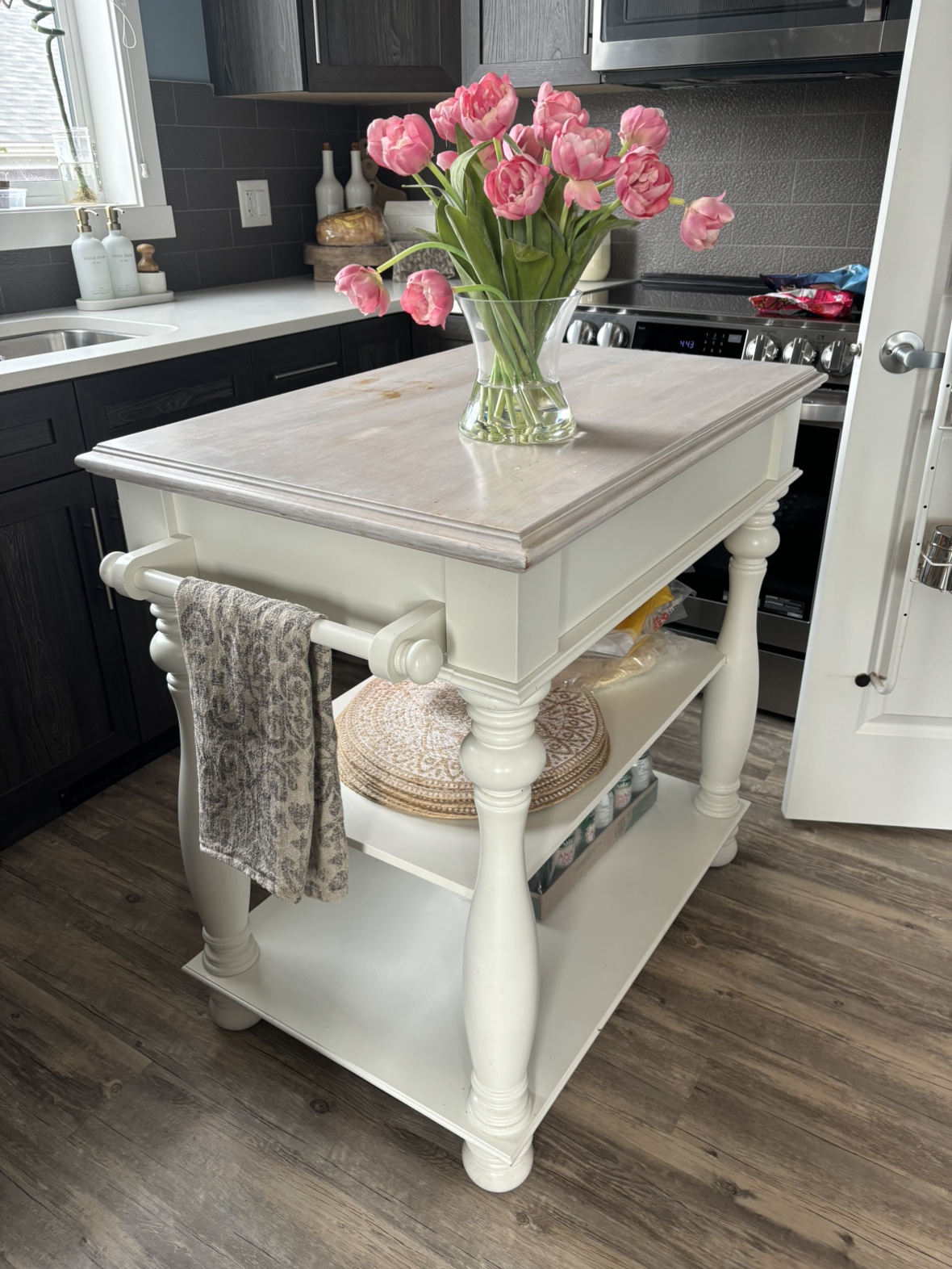 Kitchen island