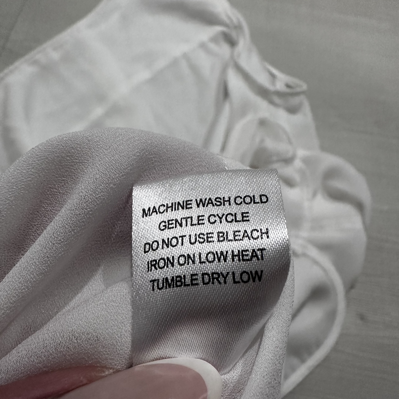 White Violet & Claire Blouse image indicator(7)