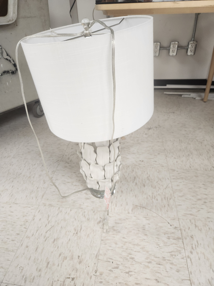 2 White Ceramic Table Lamps - photo 2