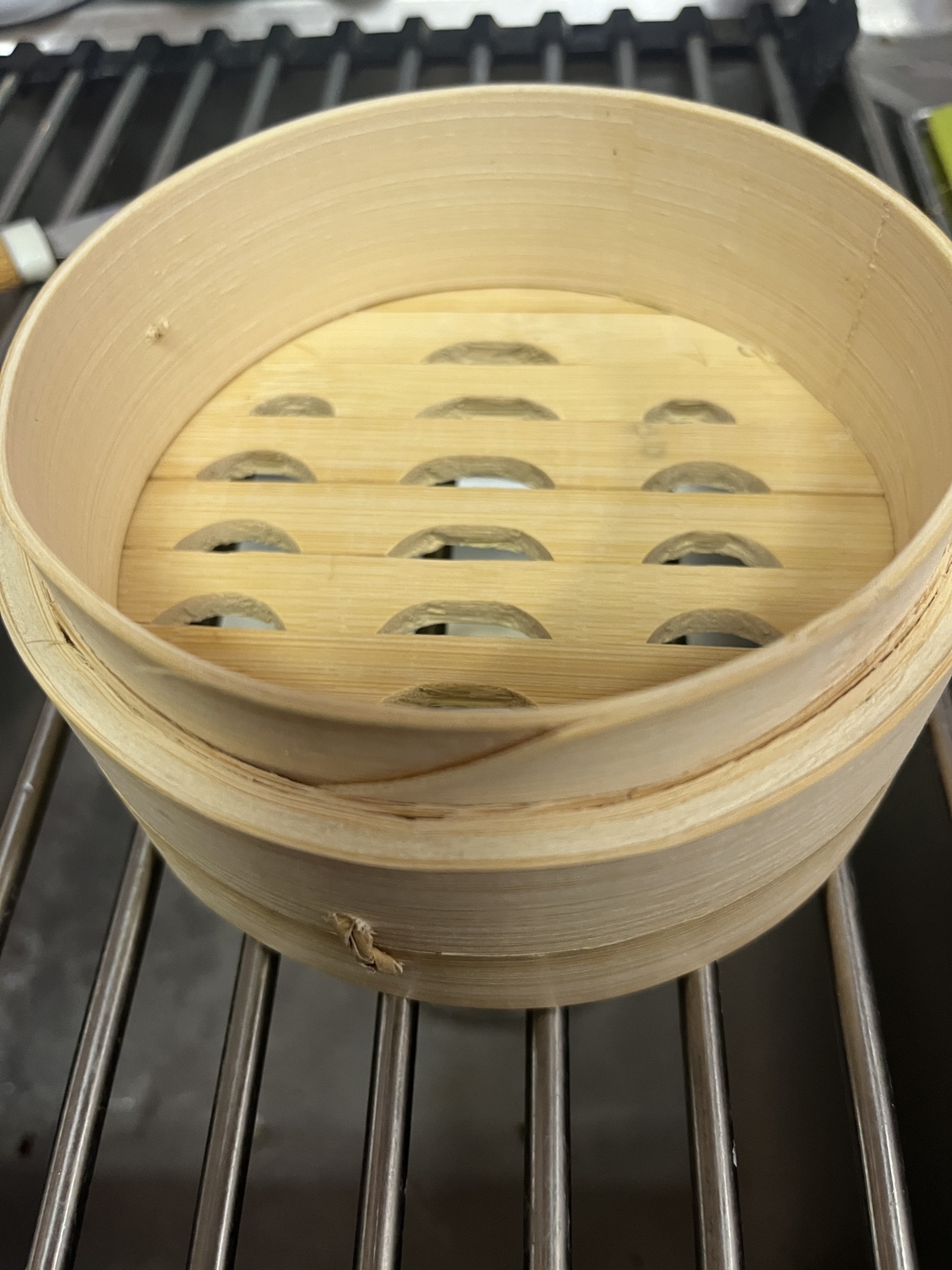 Bamboo Steamer 4.5” #freecycle thumbnail