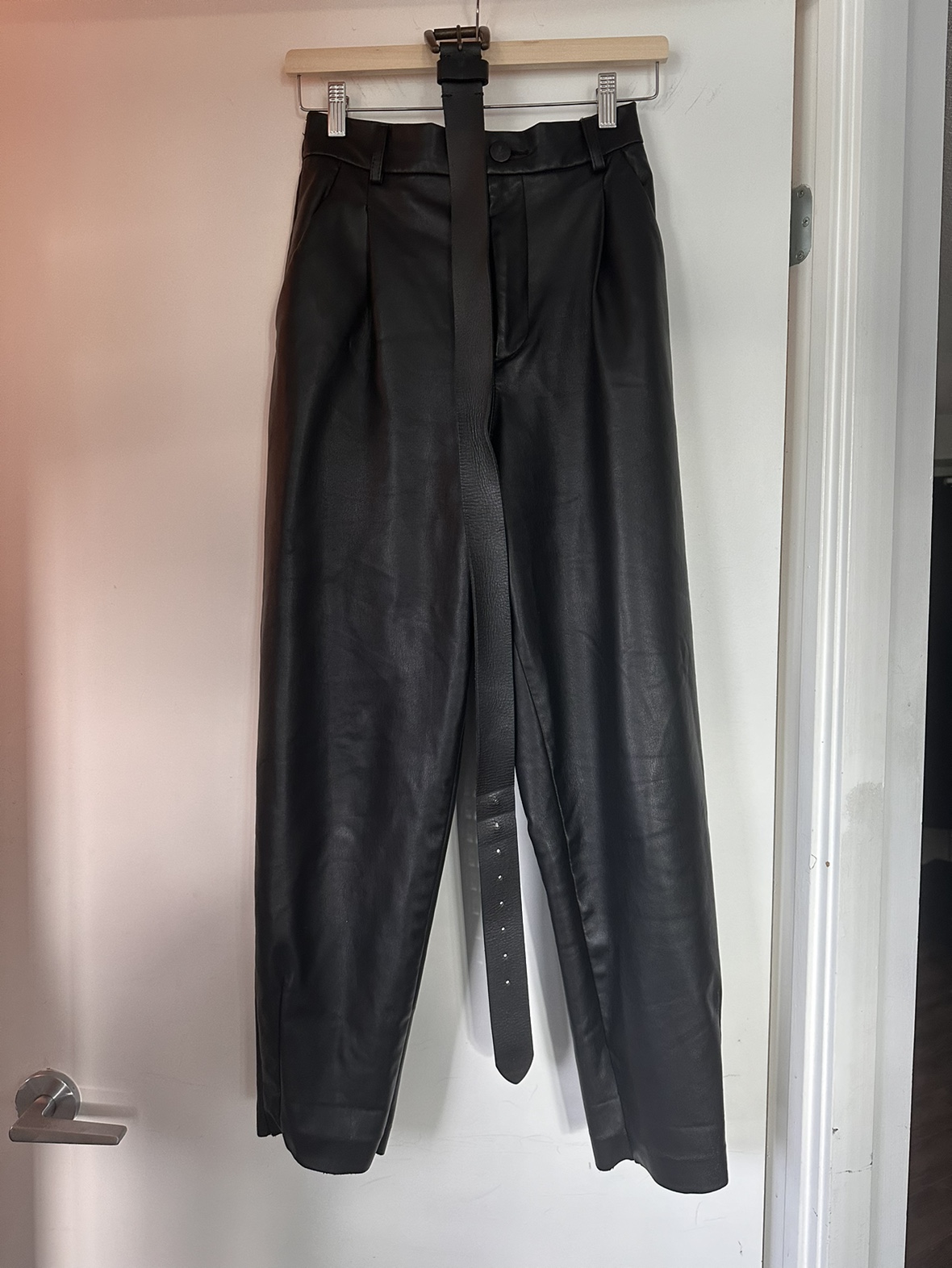 Blazer + Pants + Sweater set S-M image indicator(6)