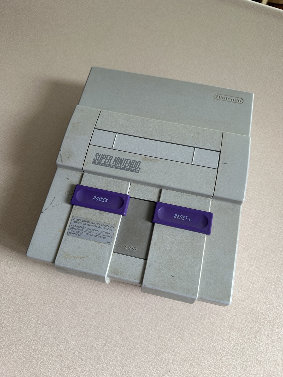 Super Nintendo + Controllers