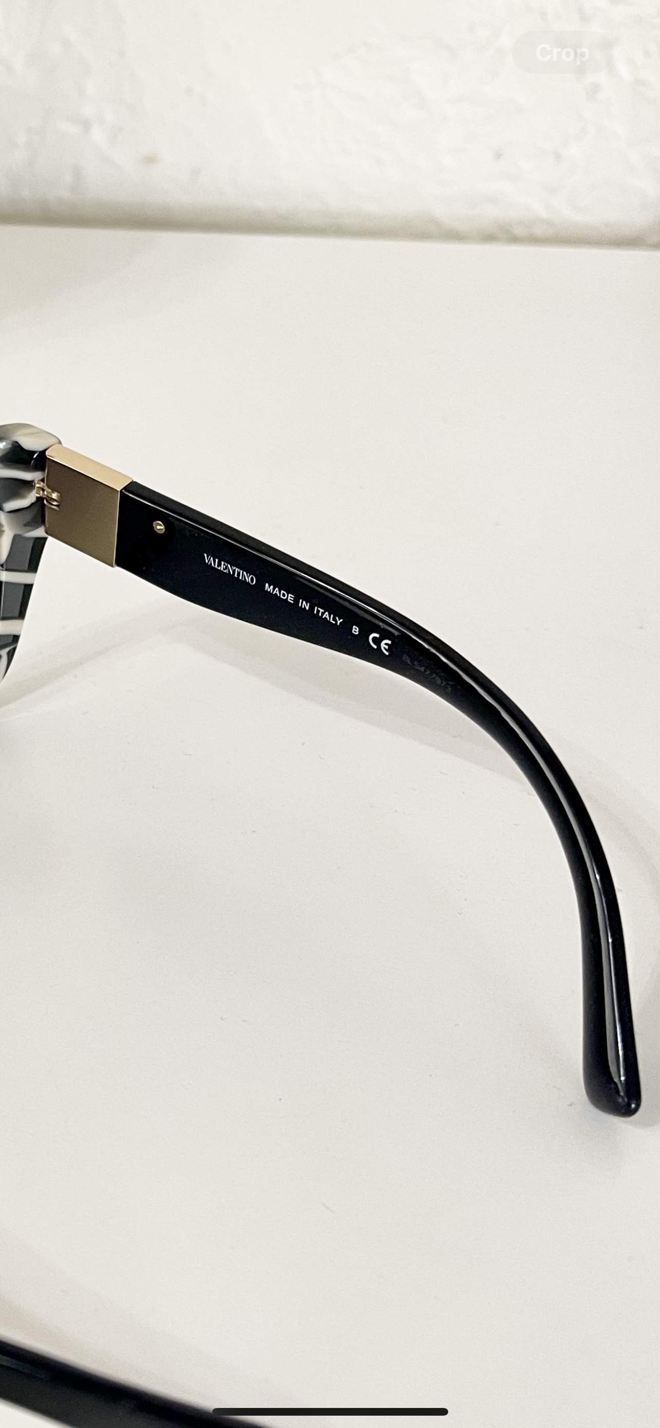 Authentic Valentino Sunglasses image indicator(8)