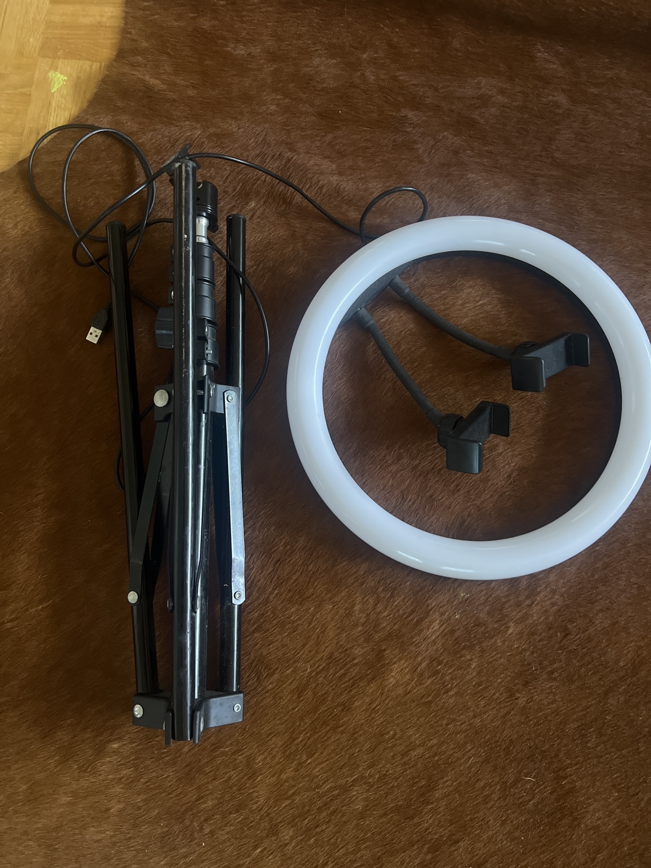 Ring Light with Stand and Phone Holder thumbnail