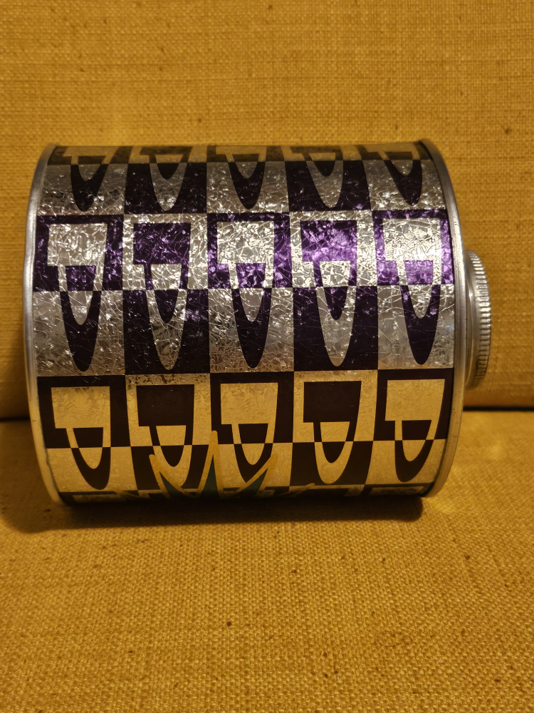 Sanrio Pochacco hello kitty EU 1996 Metal coin tin image indicator(2)