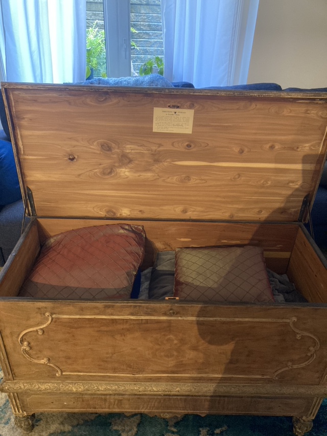 Cedar-lined chest #freecycle Antique Tennessee Red Cedar Chest - photo 2