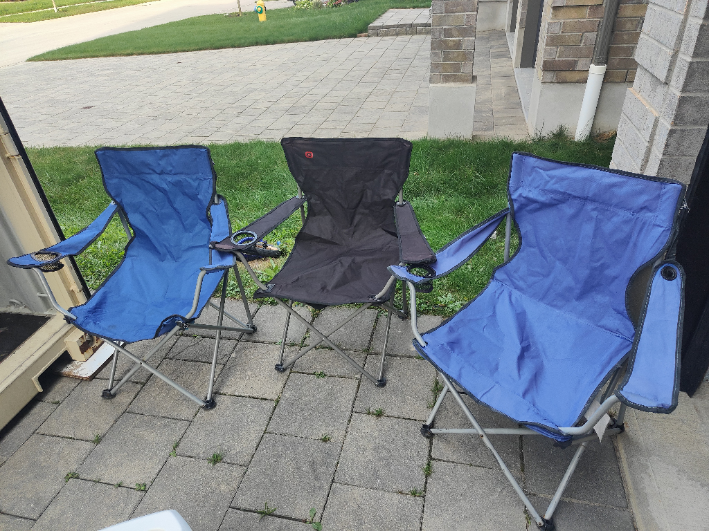 Folding Chairs - photo 2