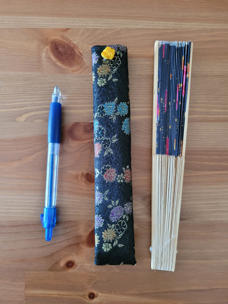 Floral Hand Fan image indicator(3)