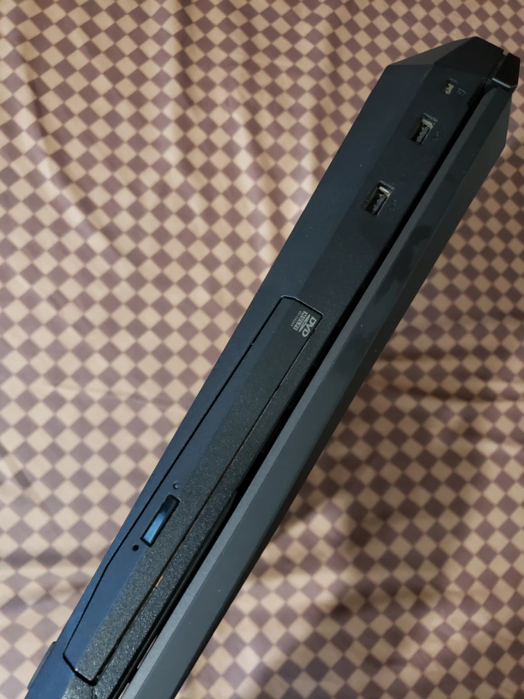 17" Core i7 Asus GAMING Laptop, 1TB SSD, 16GB RAM. - photo 4