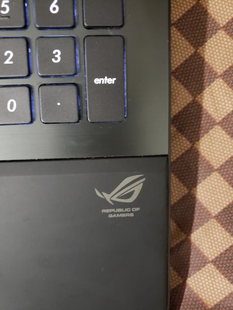 17" Core i7 Asus GAMING Laptop, 1TB SSD, 16GB RAM. - photo 5