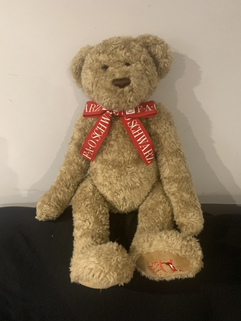 $20 FAO Schwarz 1999 plush 24”