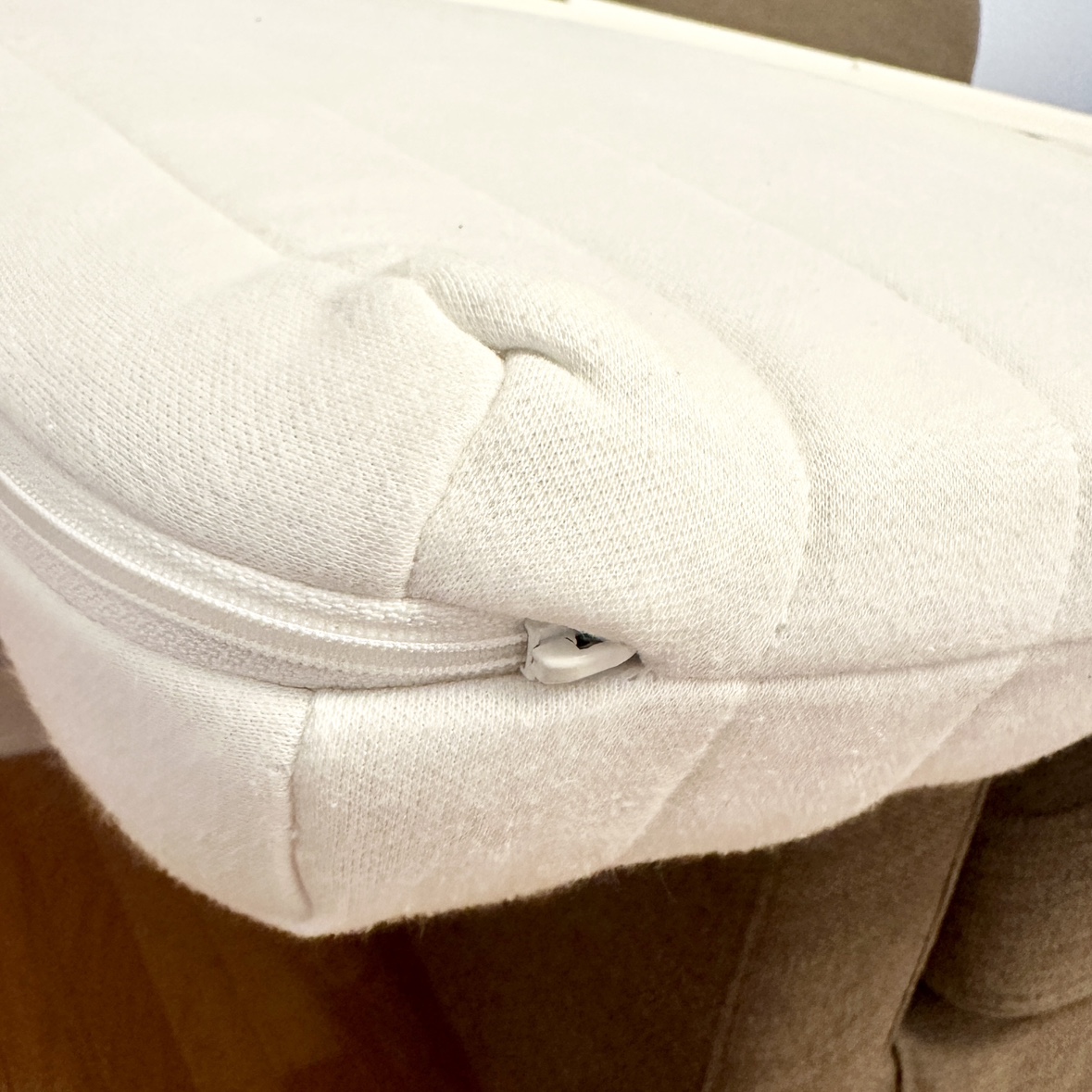 Convertible Crib, mattress + protector, crib wedge, pillows image indicator(7)