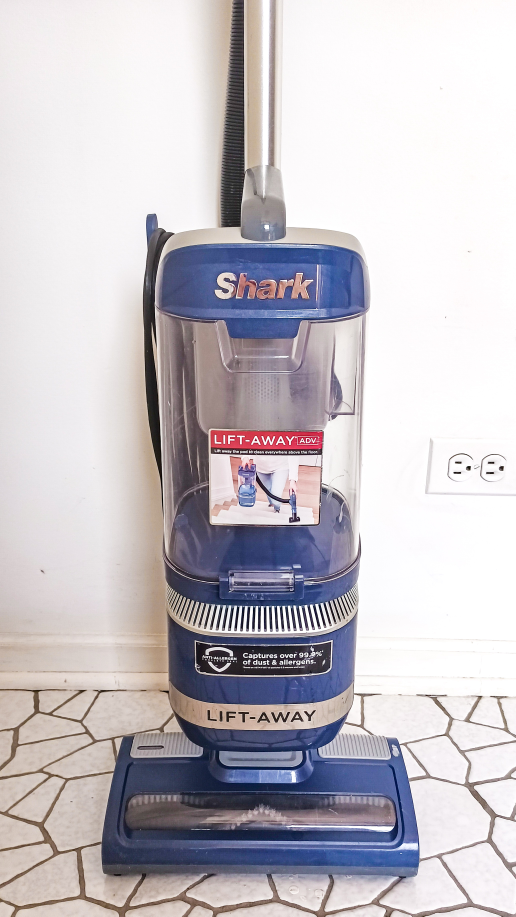 CLEANED and SANITIZED Shark Navigator Lift-Away Upright Vacuum