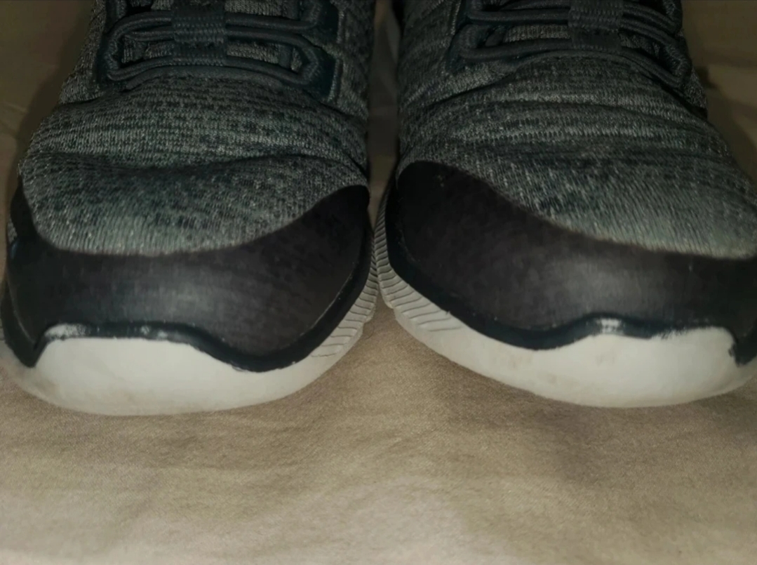 Skechers waterproof shoes size 11US Kids image indicator(7)