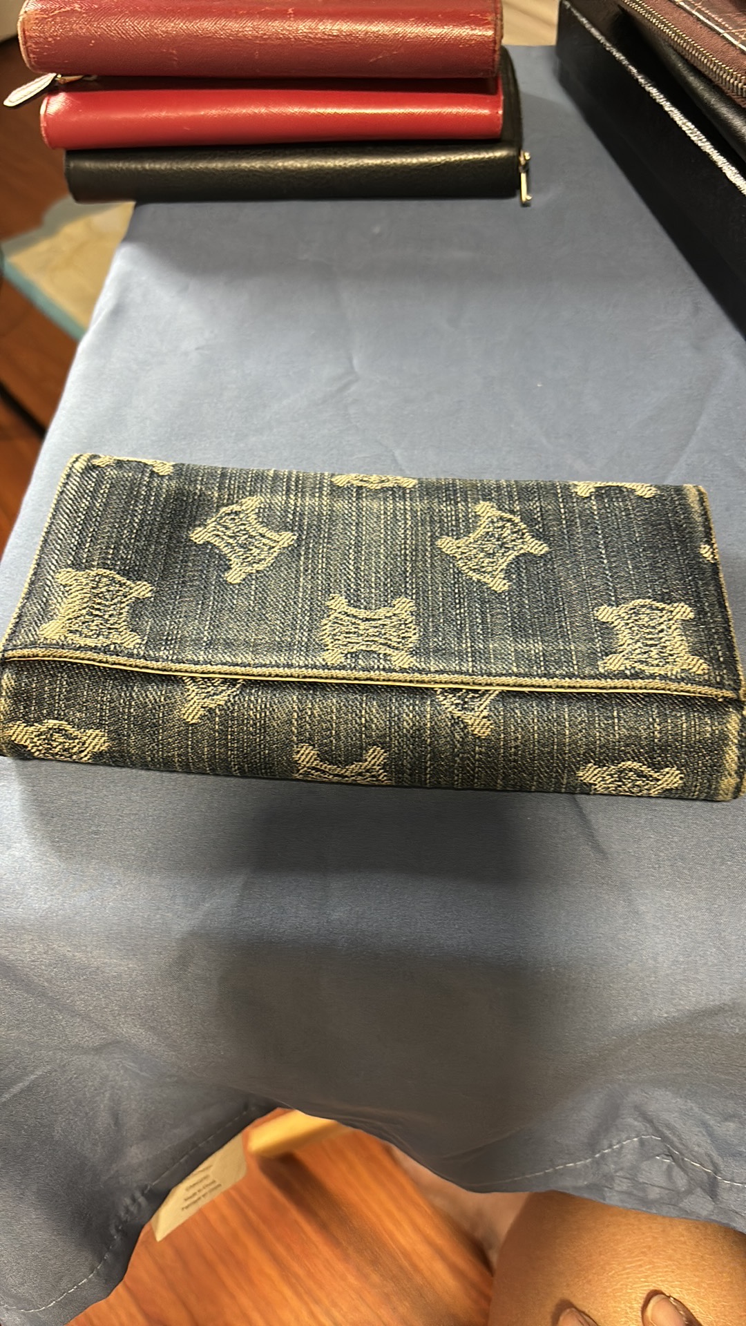 Celine jean long walket thumbnail