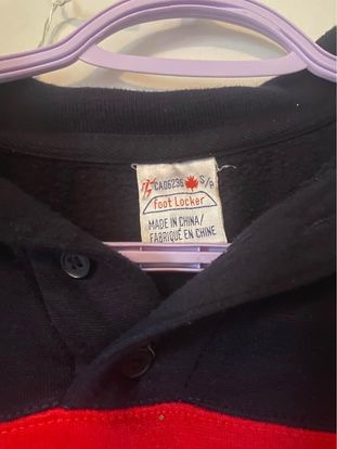 vintage 1980's Foot Locker sweater - photo 2