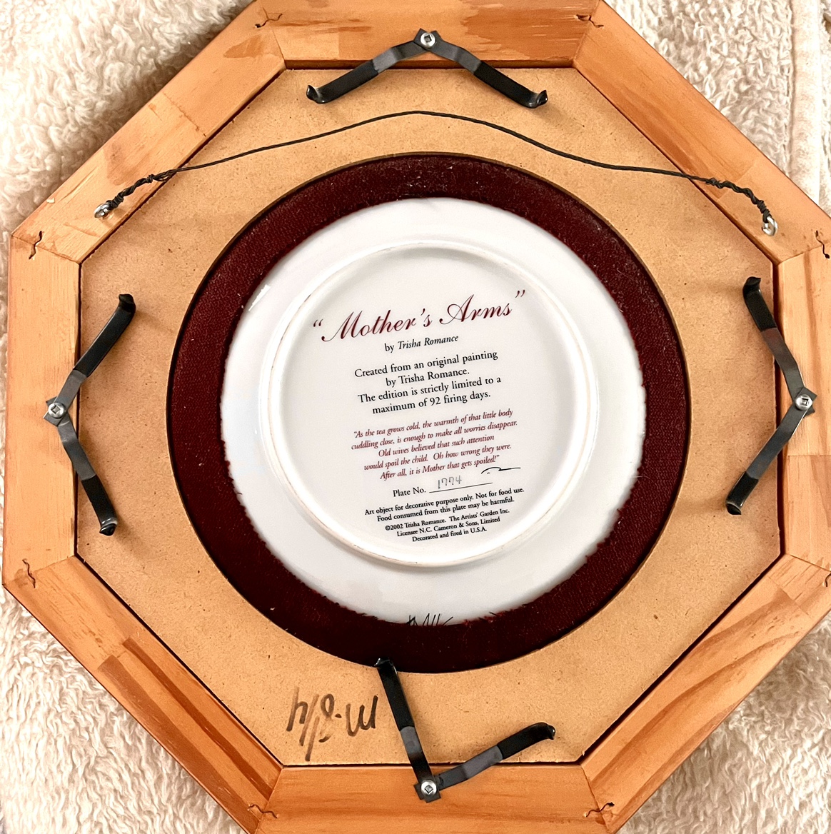 TRISHA ROMANCE PLATE: MOTHER’S ARMS image indicator(4)