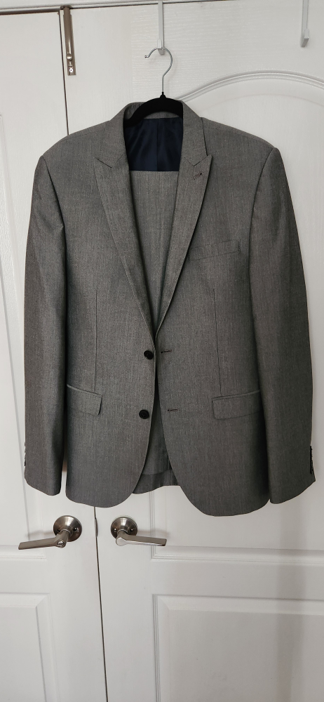 Grey Suit - 40L and 34/34