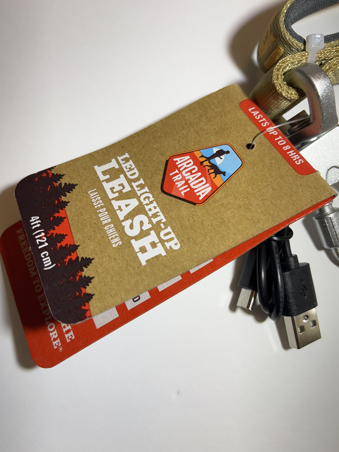 *NEW* LED Dog Leash with Dual Handle and Water Resistance image indicator(6)