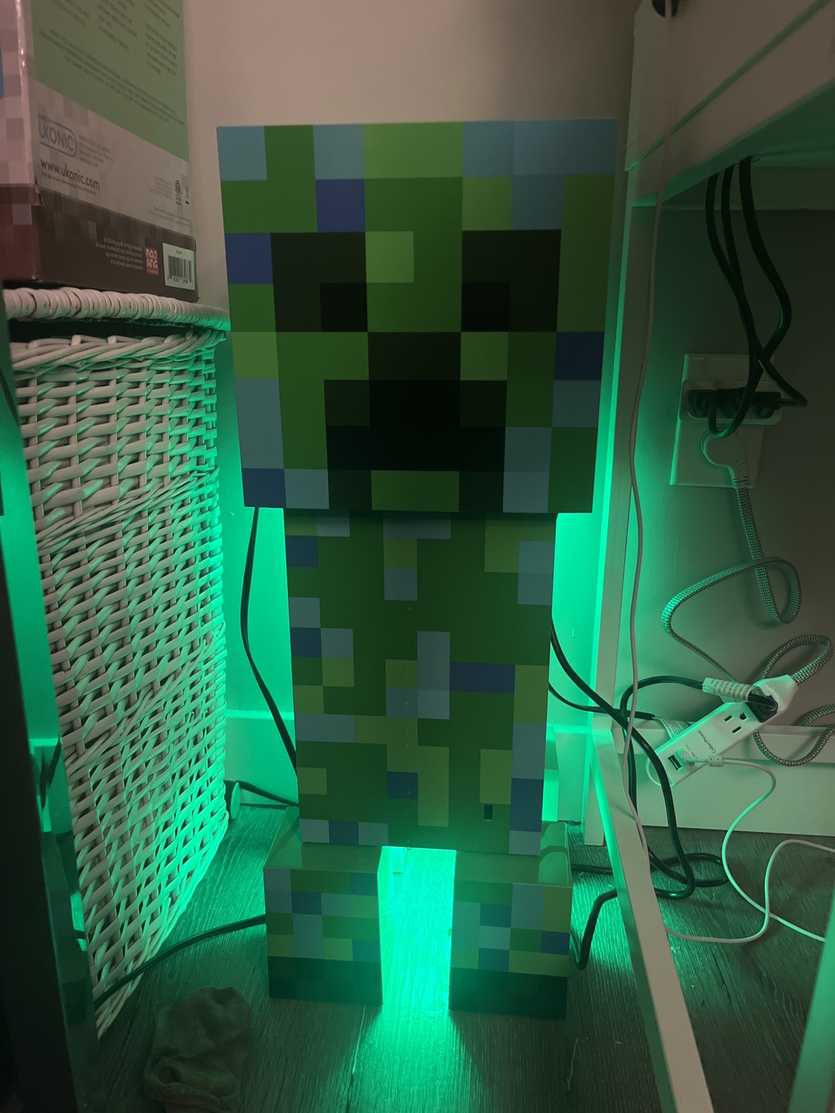 Minecraft Creeper Mini Fridge