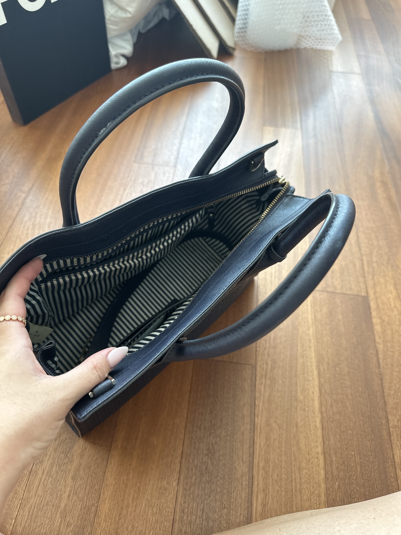 Kate Spade hand bag - photo 2