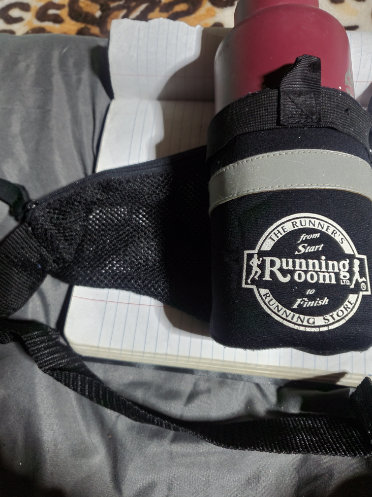 Running Room Water Bottle Belt - photo 2