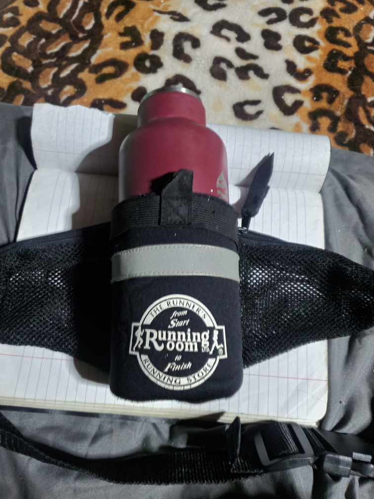 Running Room Water Bottle Belt - photo 3