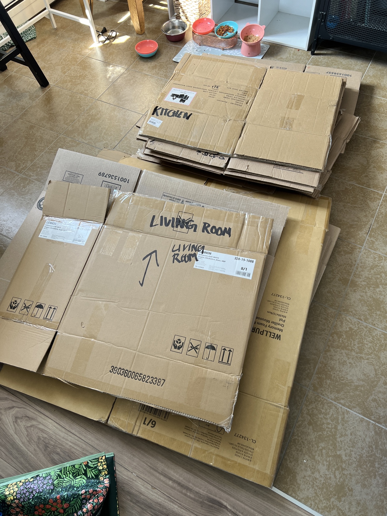 22 Moving boxes