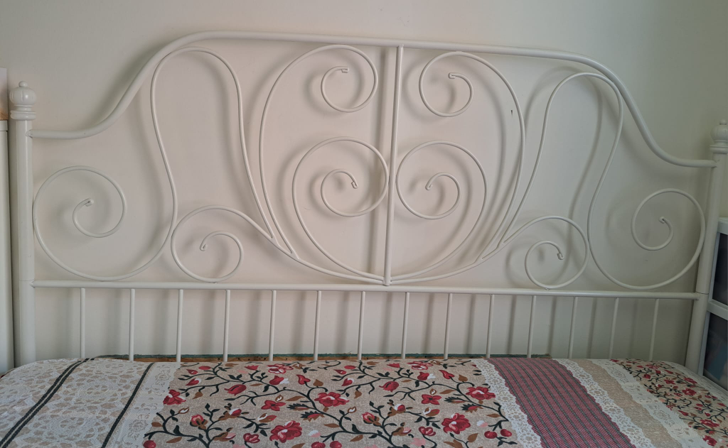 Bed - photo 2