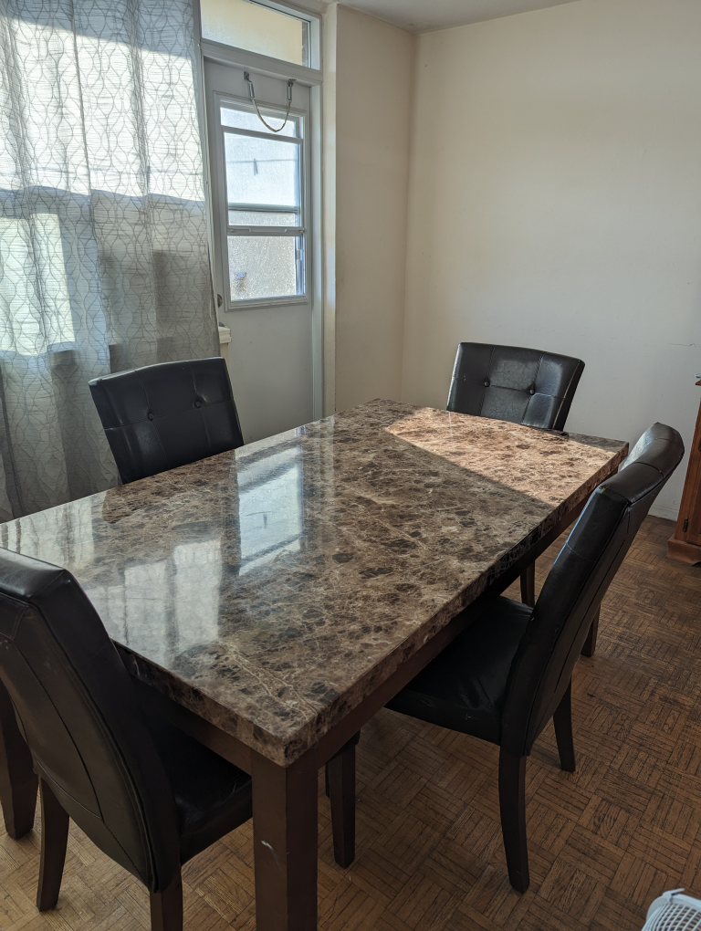#freecycle - Marble Dining Table