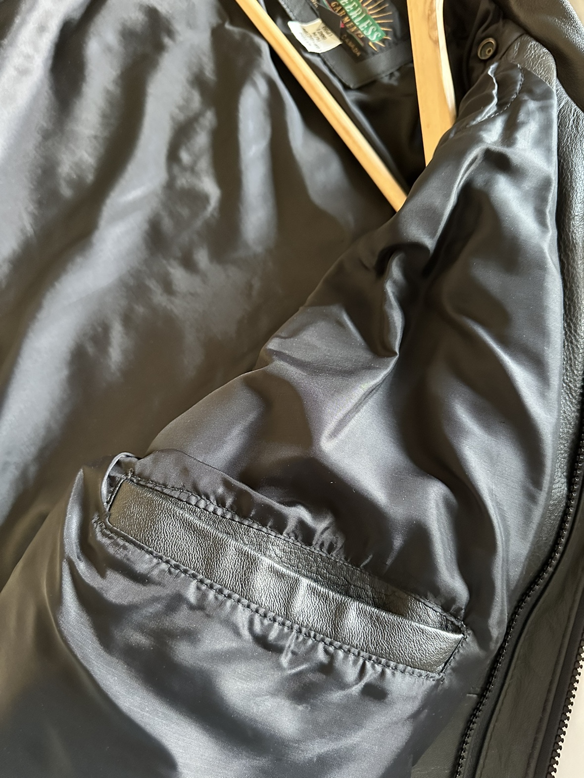 REAL LEATHER JACKET- Like New image indicator(8)